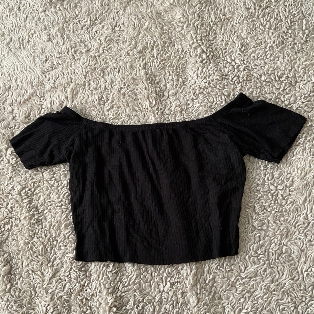Black Forever 21 crop top